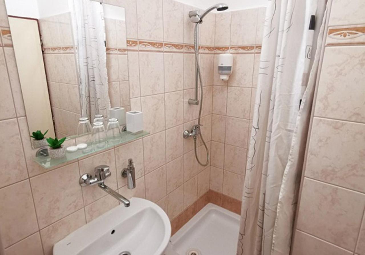 Hotel Preveza Spisska Nova Ves Exterior photo
