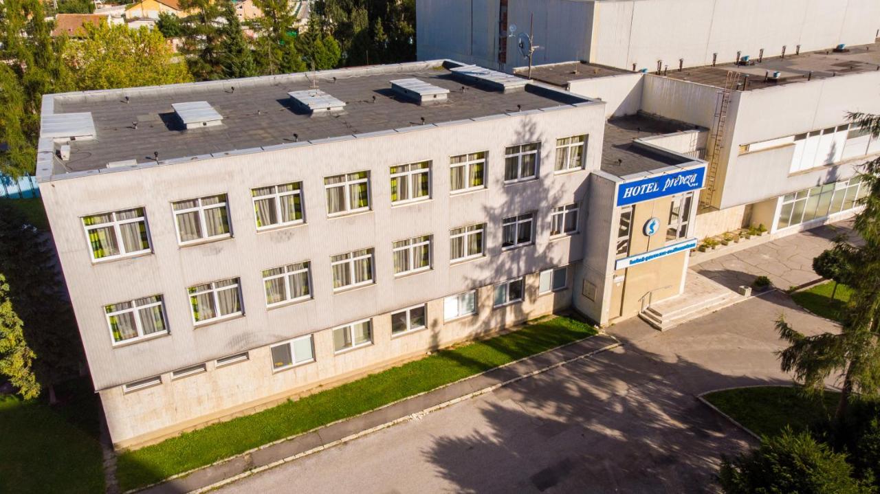 Hotel Preveza Spisska Nova Ves Exterior photo