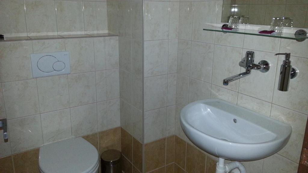 Hotel Preveza Spisska Nova Ves Room photo